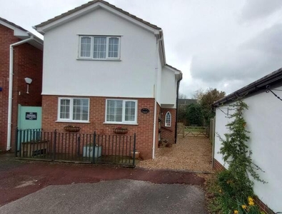 3 Bedroom House For Sale In Mickle Trafford