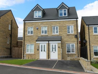 3 Bedroom Semi-detached House For Sale In Oakworth, Keighley