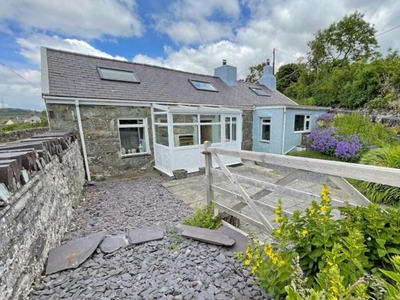 4 Bedroom Bungalow For Sale In Caernarfon, Gwynedd
