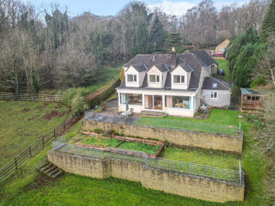 4 Bedroom Detached House For Sale In Painswick