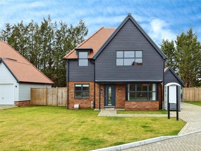 4 Bedroom Detached House For Sale In Tonbridge, Kent