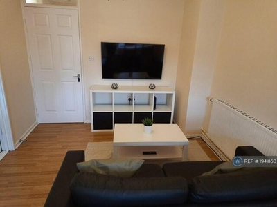 4 Bedroom End Of Terrace House For Rent In Nottingham