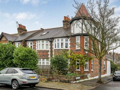 4 Bedroom End Of Terrace House For Sale In East Sheen