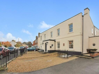 4 Bedroom Town House For Sale In Charlton Kings, Cheltenham