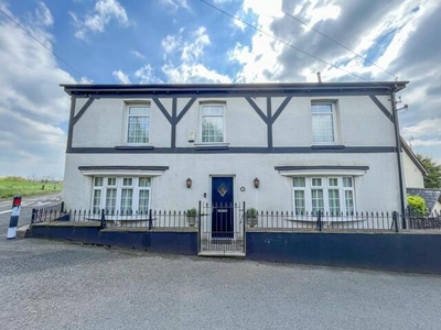 6 Bedroom Cottage For Sale In Croesyceiliog