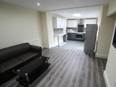 6 Bedroom Terraced House For Rent In Preston