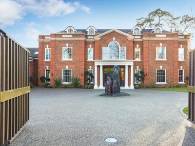 8 Bedroom Detached House For Rent In Wentworth, Surrey