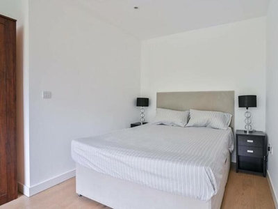 Studio Flat For Sale In Elephant And Castle, London