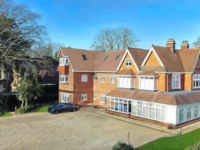 2 Bedroom Apartment For Sale In Branksome Park