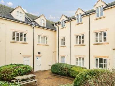 2 Bedroom Apartment For Sale In Nailsworth