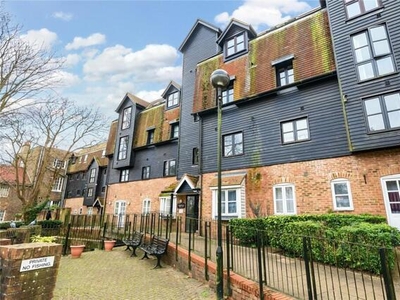 2 Bedroom Apartment For Sale In West Drayton