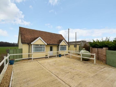 2 Bedroom Detached Bungalow For Rent In Oxfordshire
