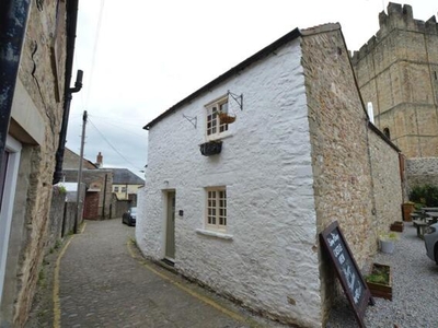 2 Bedroom Detached House For Rent In Castle Wynd