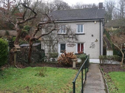 2 Bedroom Detached House For Sale In Blackwood, Caerphilly (of)
