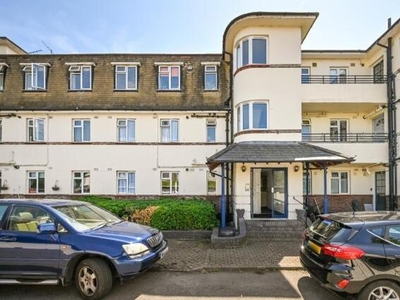 2 Bedroom Flat For Sale In Kingston Upon Tames, London