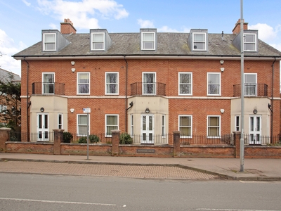2 bedroom property for sale in Aventine Court, Holywell Hill, St. Albans, AL1