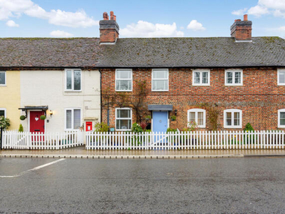 2 Bedroom Terraced House For Sale In Padworth, Berkshire