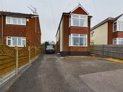 3 Bedroom Detached House For Sale In Drayton, Portsmouth
