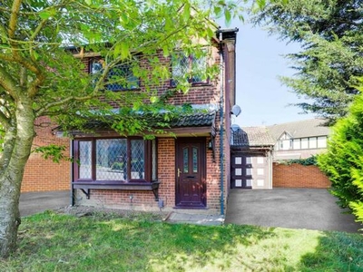 3 Bedroom Detached House For Sale In Hucknall, Nottinghamshire