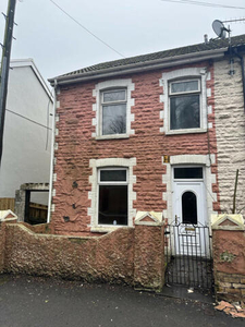3 Bedroom End Of Terrace House For Sale In Tonypandy
