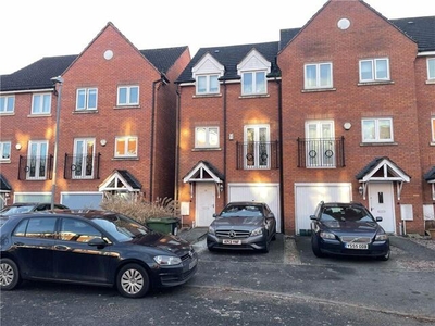 3 Bedroom End Of Terrace House For Sale In Worcester