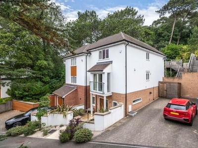 3 Bedroom House For Sale In Lower Parkstone
