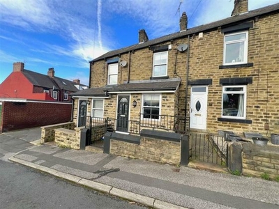 3 bedroom terraced house to rent Carlton, S71 2AB