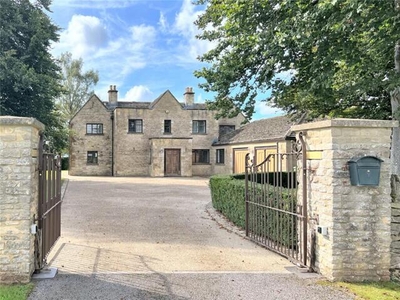 4 Bedroom Detached House For Rent In Cirencester, Glos