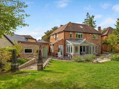 4 Bedroom Detached House For Sale In Cobham, Surrey