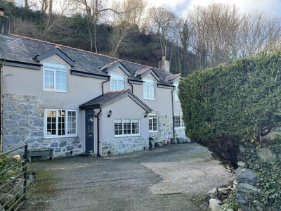 4 Bedroom Detached House For Sale In Llanfairfechan, Conwy