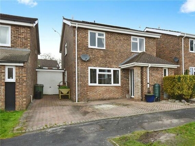 4 Bedroom Detached House For Sale In Rownhams, Southampton