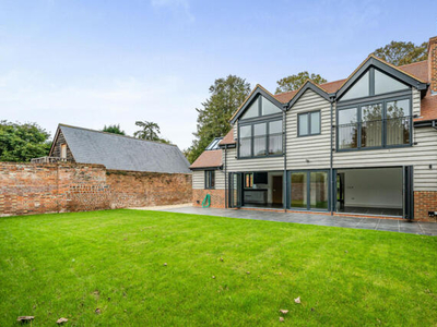 4 Bedroom Detached House For Sale In Wallingford