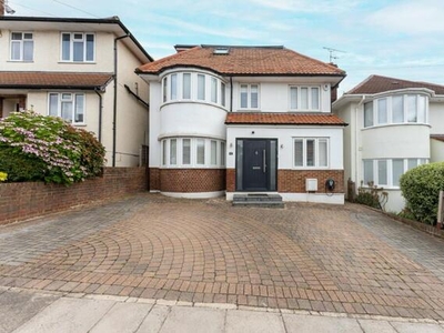 4 Bedroom House For Sale In Mill Hill, London