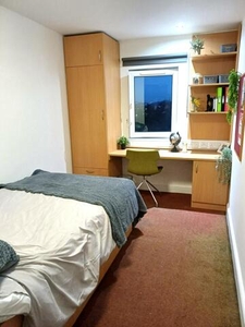 5 Bedroom Apartment For Sale In Bradford