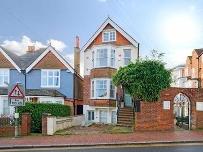 5 Bedroom Detached House For Rent In Tunbridge Wells, Kent