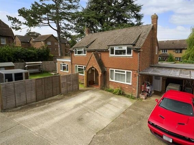 5 Bedroom Detached House For Sale In 77 A New Dover Road