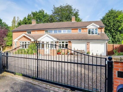 5 Bedroom Detached House For Sale In Redhill, Nottinghamshire