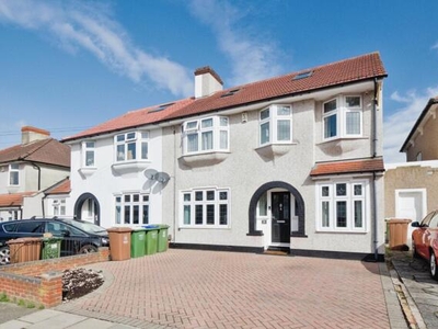 5 Bedroom Semi-detached House For Sale In Bexleyheath