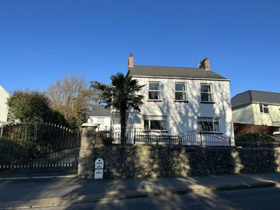 7 Bedroom Detached House For Sale In Tenby, Pembrokeshire