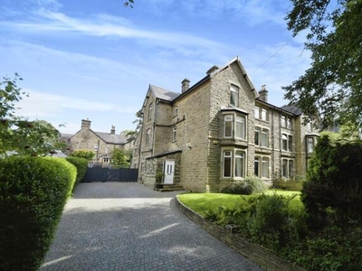7 Bedroom Semi-detached House For Sale In Buxton, Derbyshire