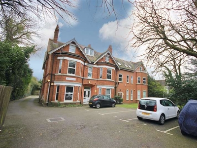 Property for Sale in Wellington Road, Bournemouth, Bournemouth, Bh8