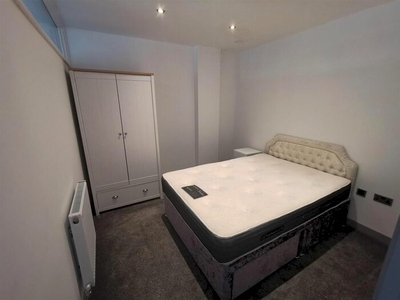 1 Bedroom Flat To Rent