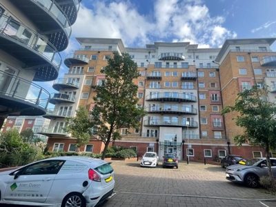 2 Bed Flat/Apartment For Sale in Basingstoke, Hampshire, RG21 - 5199367
