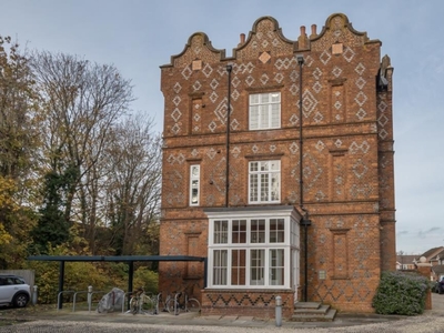 2 Bed Flat/Apartment For Sale in Eton, Berkshire, SL4 - 5240278