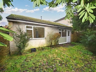 2 Bedroom Bungalow Liss Hampshire