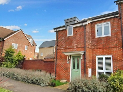 3 bedroom end of terrace house for sale Aylesbury, HP18 0FX