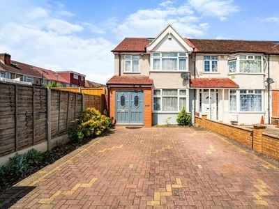 5 Bedroom House Greenford Greater London