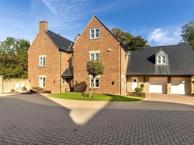 5 Bedroom House Towcester Silverstone Northamptonshire