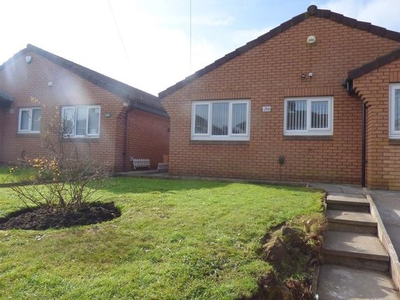 Bungalow to rent in Whiston Lane, Huyton, Liverpool L36