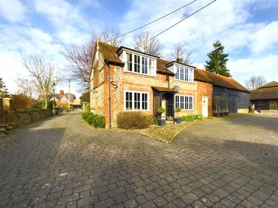 Cottage to rent in Naphill House, Hunts Hill Lane, Naphill, High Wycombe, Buckinghamshire HP14